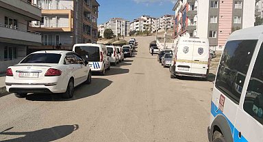 İzinli astsubay evinde ölü bulundu