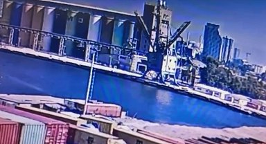 İzmir'de aracın denize düştüğü anların görüntüsü ortaya çıktı