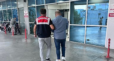 İzmir'de jandarmadan terör operasyonu: 6 gözaltı