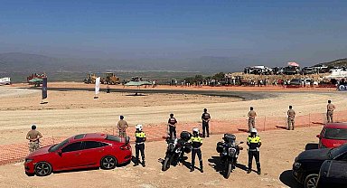 Jandarma, Yenipazar'daki yarışların güvenliğini sağladı