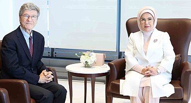 Jeffrey Sachs'dan Küresel Sıfır Atık İyi Niyet Beyanı'na imza