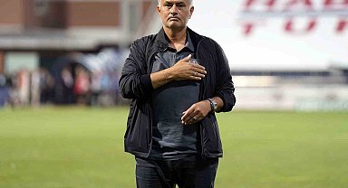 Jose Mourinho, Fenerbahçe'de ilk derbisine çıkacak
