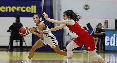 Kadınlar Basketbol Süper Ligi: Fenerbahçe: 81 - Botaş: 56