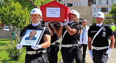 Kalp krizi sonucu hayatını kaybeden polis memuru son yolculuğuna uğurlandı
