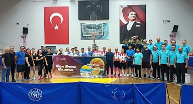 Kamu spor oyunlarında masa tenisi heyecanı sone erdi