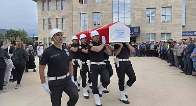 Kansere yenik düşen emekli polis son yolculuğuna uğurlandı