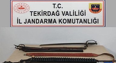 Kapaklı, Saray ve Marmaraereğlisi'nde operasyonlar: Tarihi eser, silah ve tütün ele geçirildi