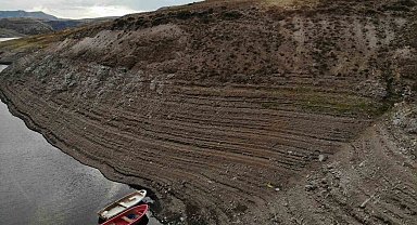 Kars'ta baraj suları 40 metre çekildi