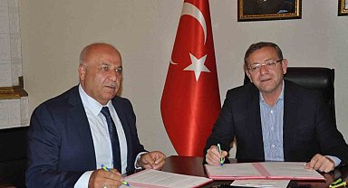 Kars'ta "Meyve ağaçlandırma işbirliği" protokolü imzalandı