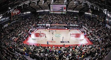 Karşıyaka Basketbol'un kombineleri satışa çıkıyor
