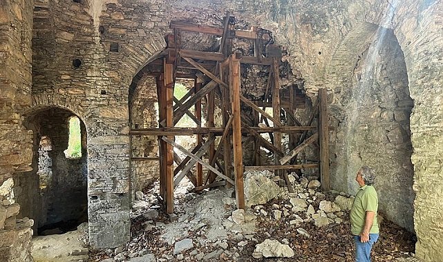 Kaymakam Keklik, zirveye gizlenmiş 900 yıllık manastırı inceledi