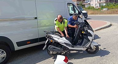 Kazada yaralanan sürücünün 'motosiklette 35 bin TL var' sözü ekipleri alarma geçirdi