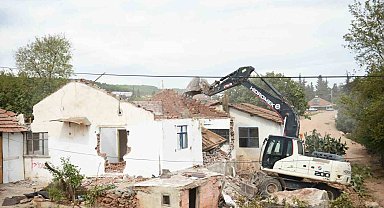 Kepez Belediyesi sel baskınını önlemek amacıyla çalışmalar gerçekleştirdi