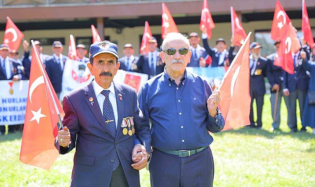 Kıbrıs gazileri Başkonuş Yaylası'nda stres attı