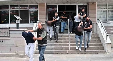 Kırıkkale'de uyuşturucu satıcılarına darbe: 3 şüpheli tutuklandı