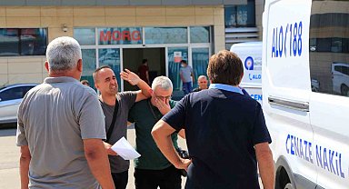 Kıyı erozyonunda kumun altında kalan 8 yaşındaki Ezgi hayatını kaybetti, öğretmen babası gözyaşlarıyla el salladı