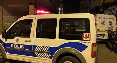 Komşuları kötü koku üzerine ihbar etti, şahıs evinde ölü bulundu