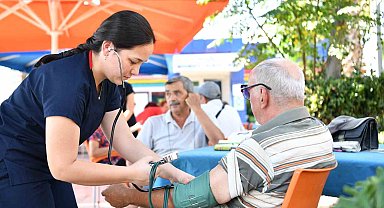 Konyaaltı'ndan emeklilere sağlıklı yaşam tüyoları