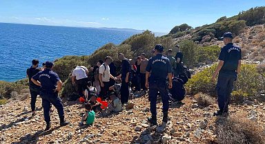 Kuşadası'nda 31 düzensiz göçmen jandarma ekiplerince yakalandı