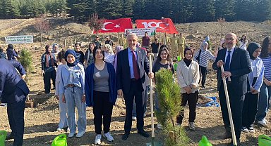 Kütahya'da Adnan Menderes hatıra ormanına fidan dikildi
