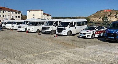 Kütahya'da okul servis araçları denetlendi
