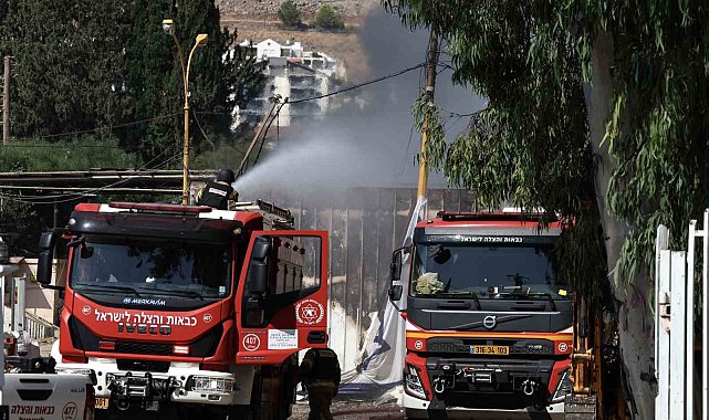 Lübnan'dan İsrail'e 65 roket ateşlendi