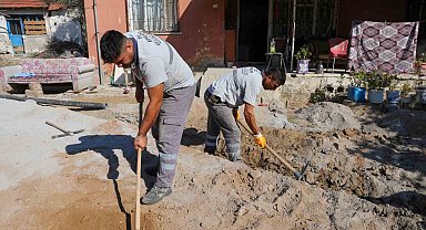 Mahallede 2 engelli şahsın yaşadığı sokağa öncelik verildi