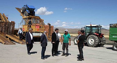 Malazgirt'te şeker pancarı alımı başladı