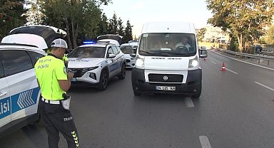 Maltepe'de okul servislerine yönelik yapılan denetimlerde sürücülere 7 bin 268 TL ceza kesildi