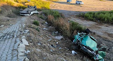 Manavgat'ta araçlar şarampole yuvarlandı: 3 yaralı