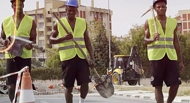 Manisa FK'dan videolu gönderme