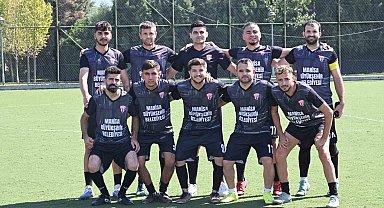 Manisa'da "Sporda engel yoktur" sloganıyla farkındalık maçı