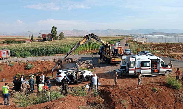 Mardin'de kanala düşen otomobilde 3 kişi hayatını kaybetti