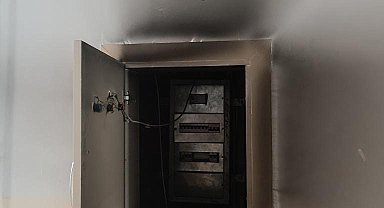 Mardin'de patlayan trafo alevlere teslim oldu