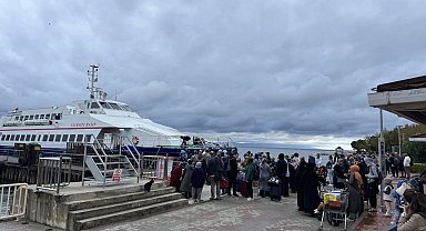 Marmara'da fırtına deniz ulaşımını etkiledi