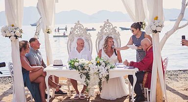 Marmaris'te 8 ayda 500 kişi evlendi