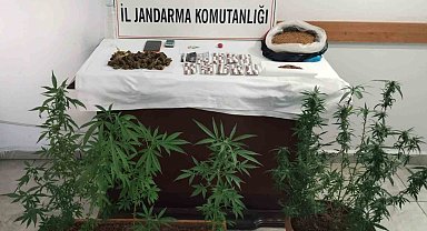 Mersin'de uyuşturucu taciri 3 şüpheli yakalandı