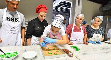 Meslek Fabrikası, pastacılığı A'dan Z'ye öğretiyor