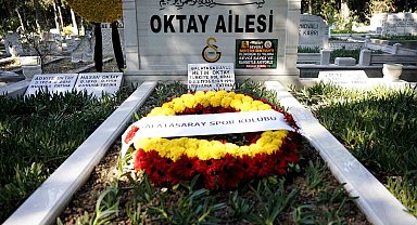 Metin Oktay kabri başında anıldı