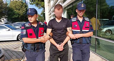 Mezarlığa götürüp "Kendine yer beğen" diyerek silah kabzası ile eşini hastanelik eden koca tutuklandı