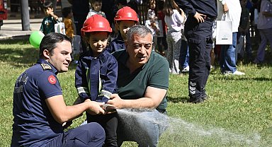 Minik öğrenciler fahri itfaiyeci oldu
