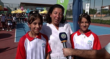 Minik sporcu ve velilerden Ulusal 12 Yaş Hafta Sonu Tenis Turnuvası'na tam not