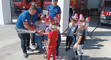 Minikler itfaiye eri oldu