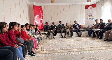 Muradiye'de gaziler öğrencilerle bir araya geldi