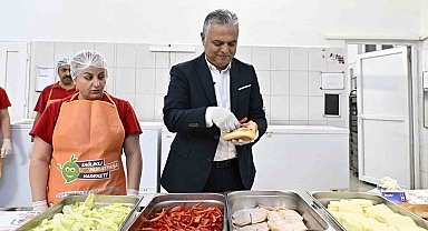 Muratpaşa'dan öğrencilere 'okul menüsü' desteği