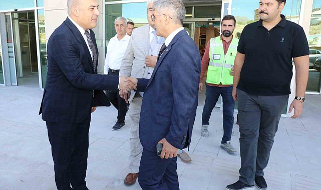 Niğde'de yeni hastane binasında sona gelindi