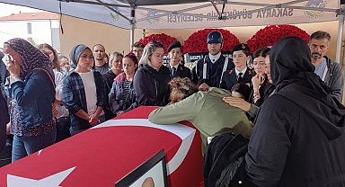 Oğlunun nişanında kalp krizi geçirerek hayatını kaybeden Albay Tavlı toprağa verildi