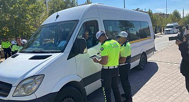 Okul çevrelerinde ve servis araçlarında güvenlik önlemleri arttırıldı