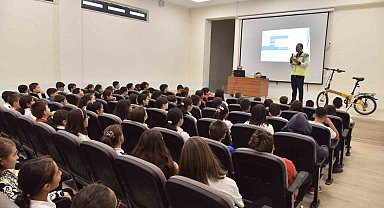 Okullarda Temel Trafik ve Bisiklet Kültürü semineri veridi