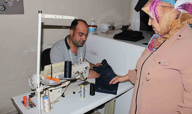 Okulların açılmasıyla terzilerde iş hareketliliği başladı